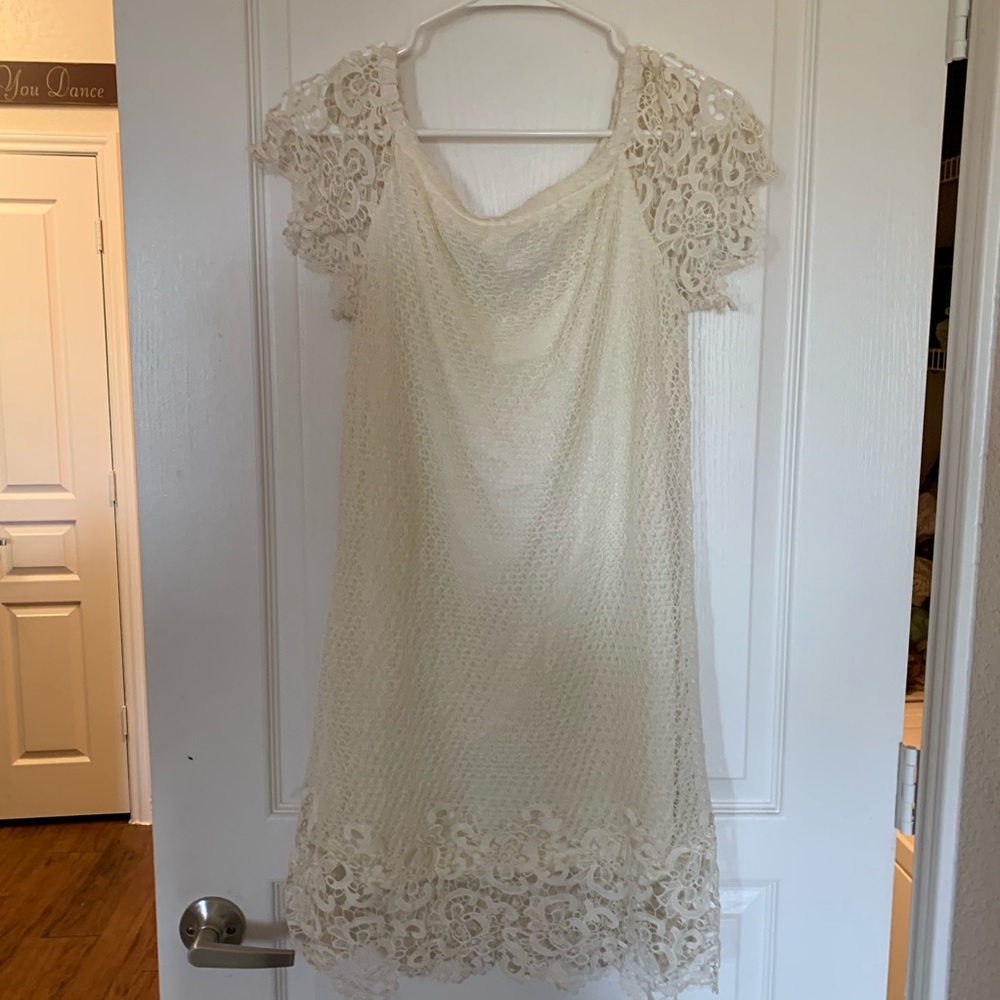 Ivory Lace Shift Dress - Flying Tomato Size M